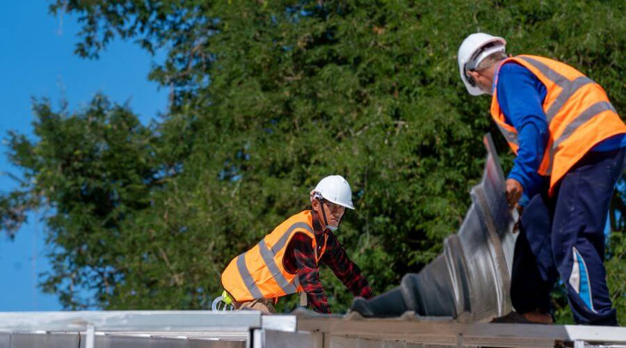 Professional residential roofers in Waban, MA